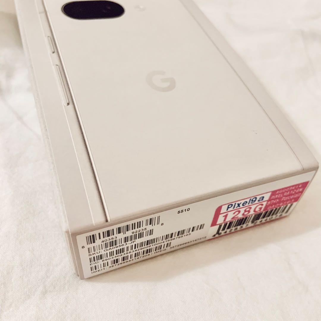 未使用★Google Pixel9a 128GB ポーリセンPorcelain白