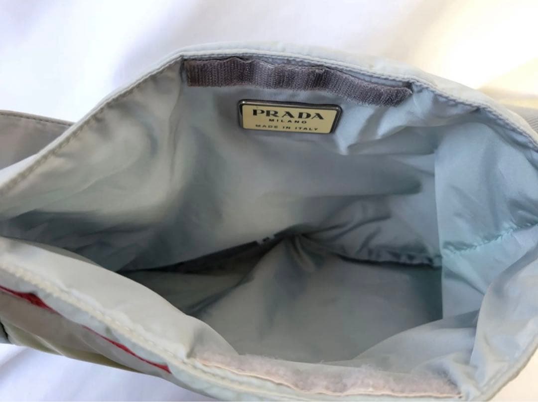 PRADA ボディバッグ ナイロン