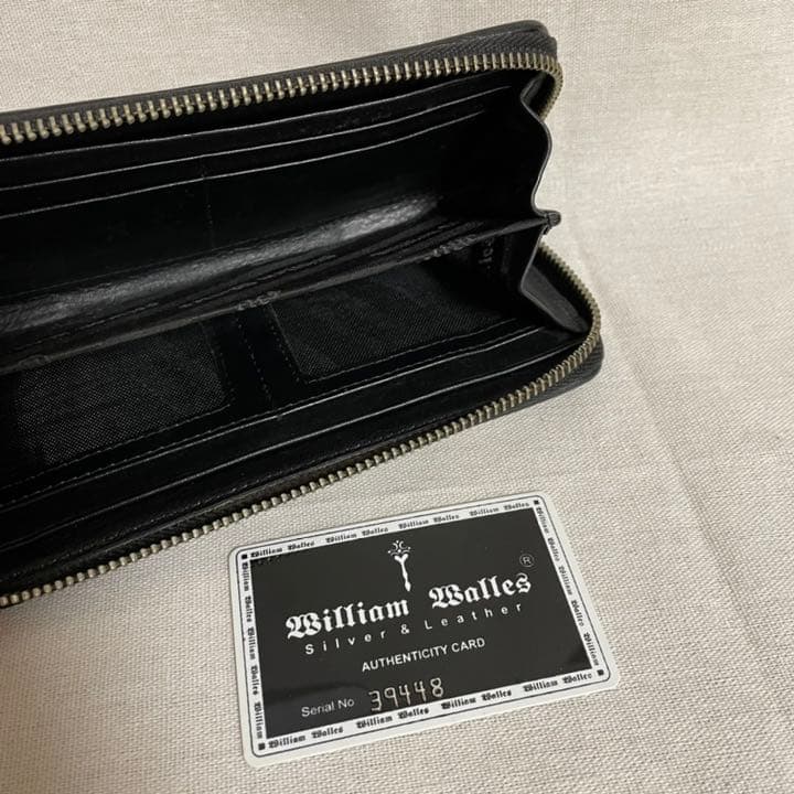 カカロット　ウィリアムウォレス　長財布