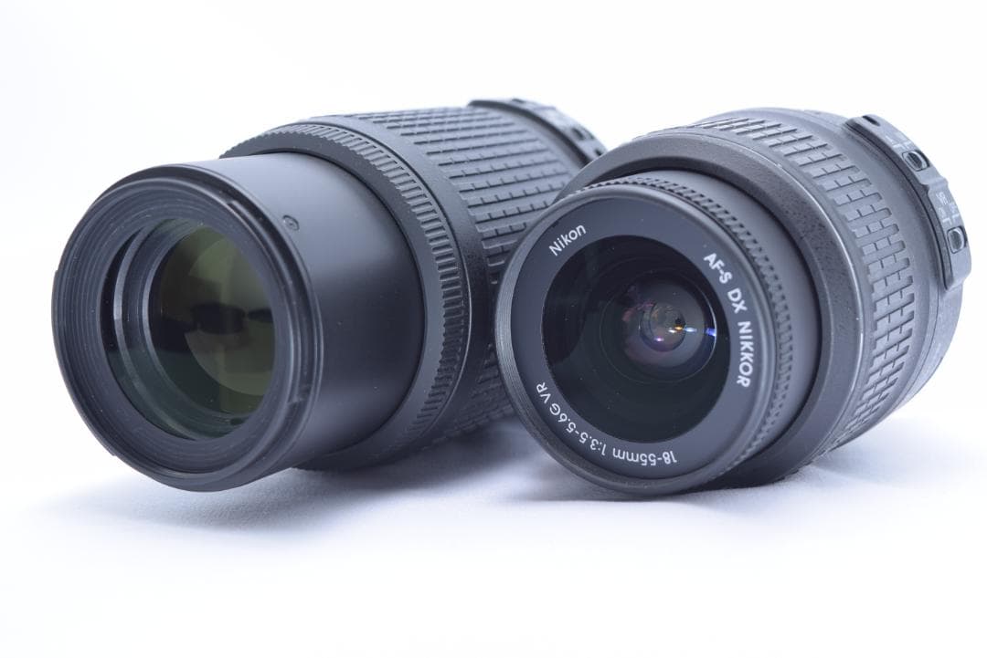 ②Nikon D3400 デジタル一眼レフ　Wレンズセット　手振れ補正レンズ付き