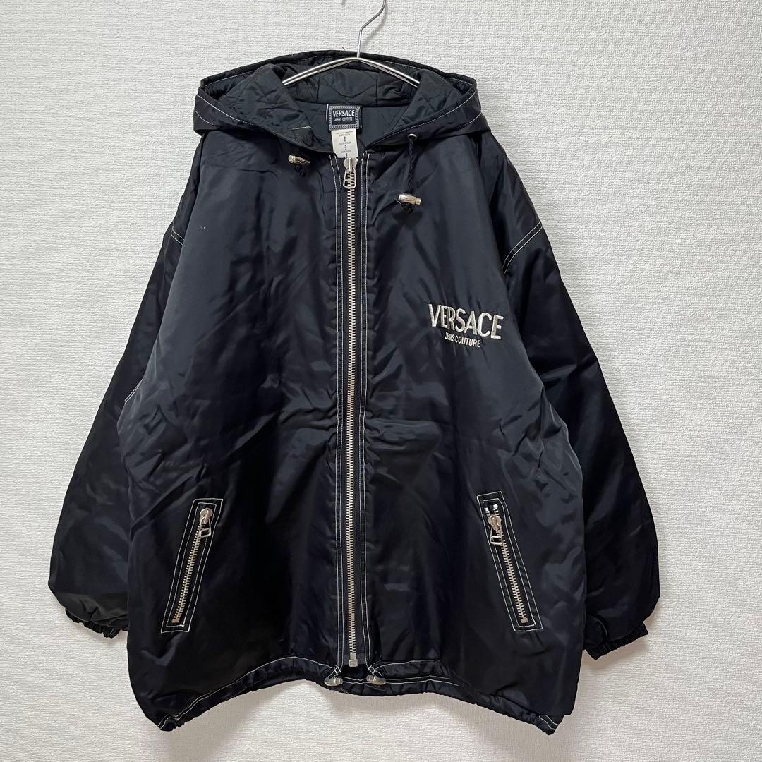 し*ん様 VERSACE JEANS COUTURE ブラックジャケット ヴェル