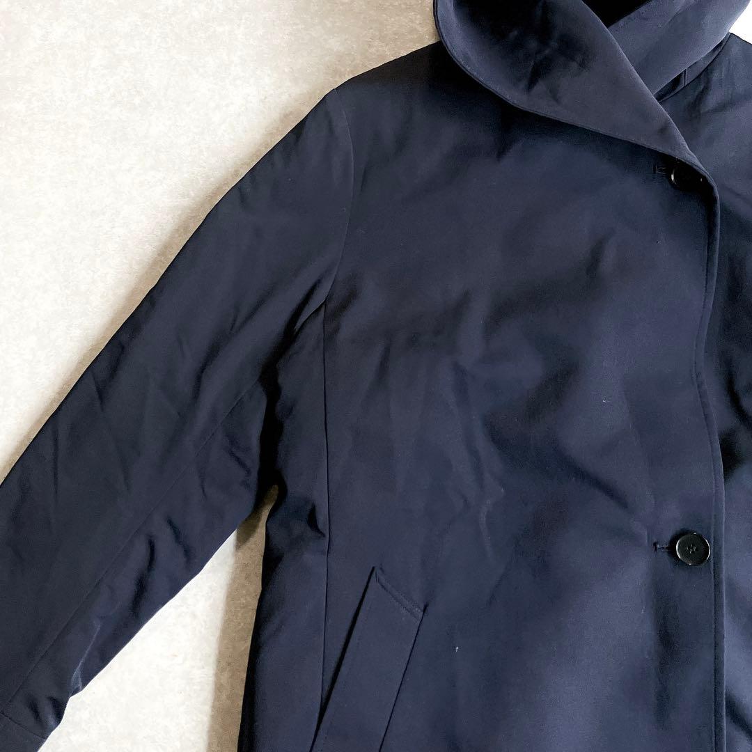 美品 アンタイトル ホワイトダックダウンフーデッドコート 超軽量 ノンステッチ