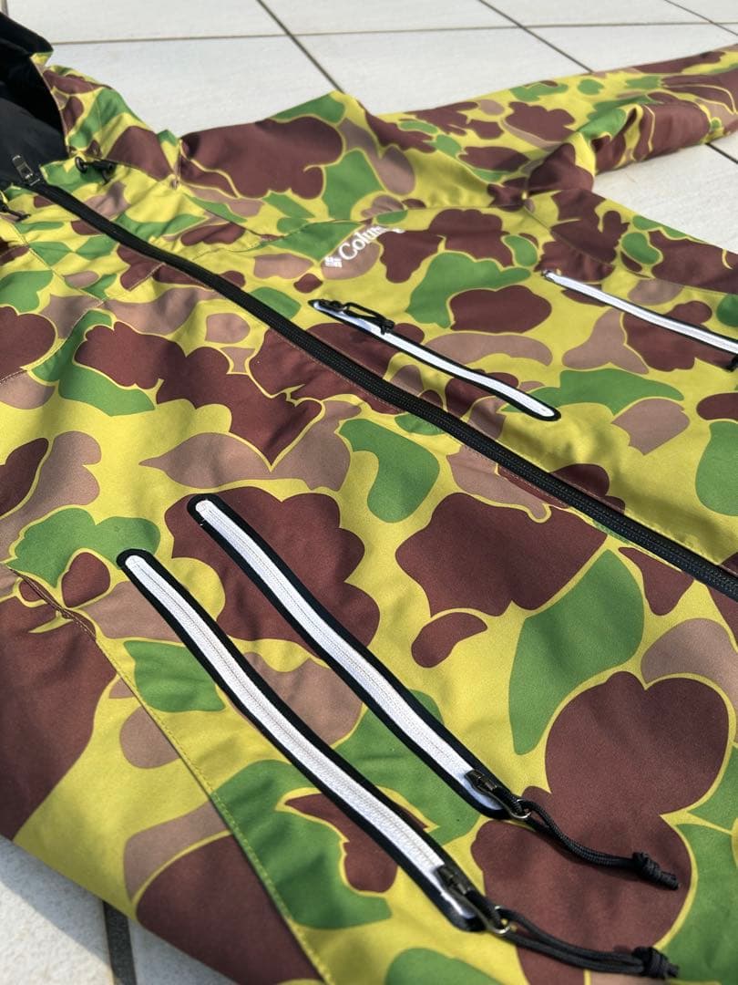 Columbia ✖️kinetics コラボ　カモフラージュ ナイロンジャケット