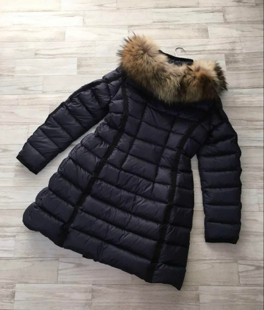 【新品本物】サイズ0 モンクレール エルミファーネイビー ラクーンファー