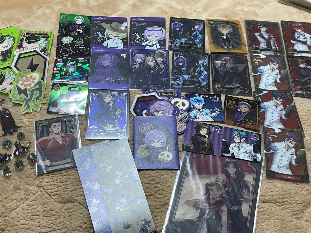 ツイステ　デュース、エースまとめ売り