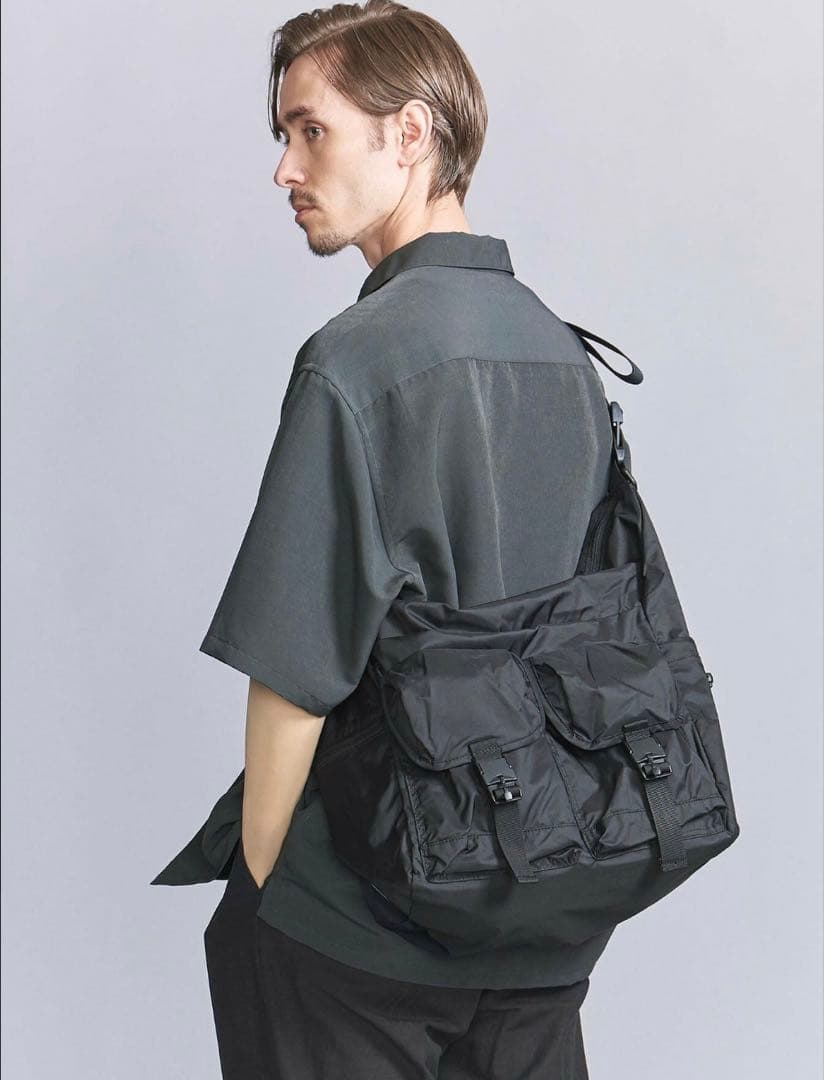 ＜BAICYCLON＞ ナイロン マルチポケット ショルダーバッグ