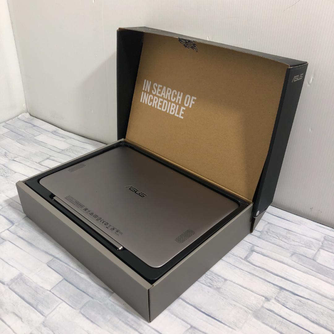 ASUS小型軽量ノートパソコン本体 Windows10搭載