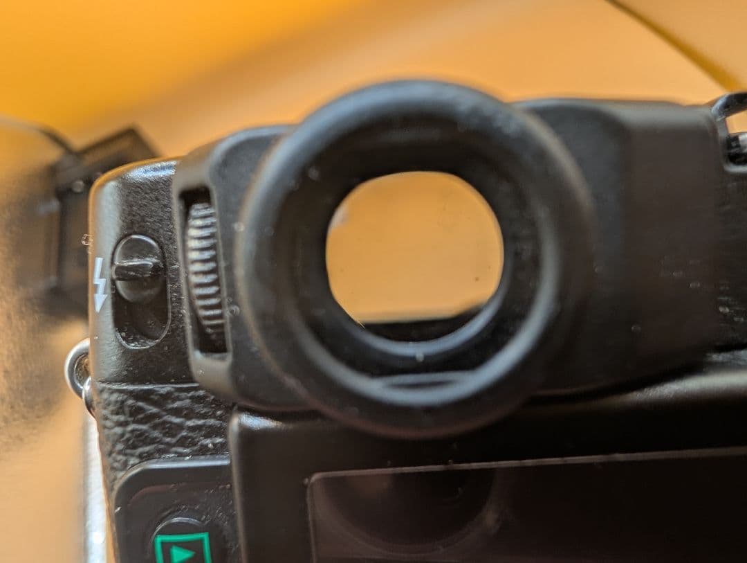 フジ Fujifilm X-10 コンパクトデジタルカメラ