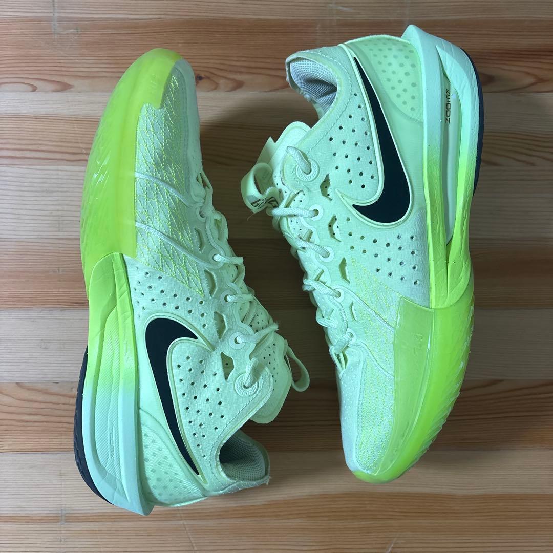 シューズ(男性用) NIKE GT CUT 3