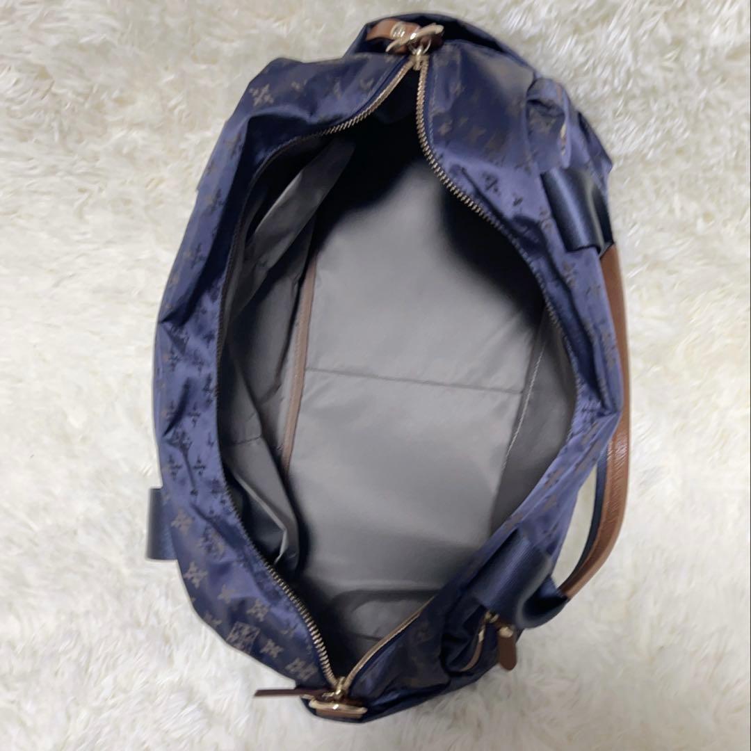 【極美品✨】russetラシット トラベルボストン キャリーオン可能　ネイビー