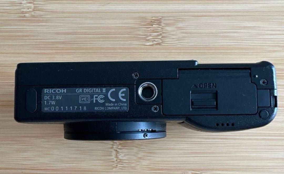 リコー　RICOH GR DIGITAL III コンパクトデジタルカメラ