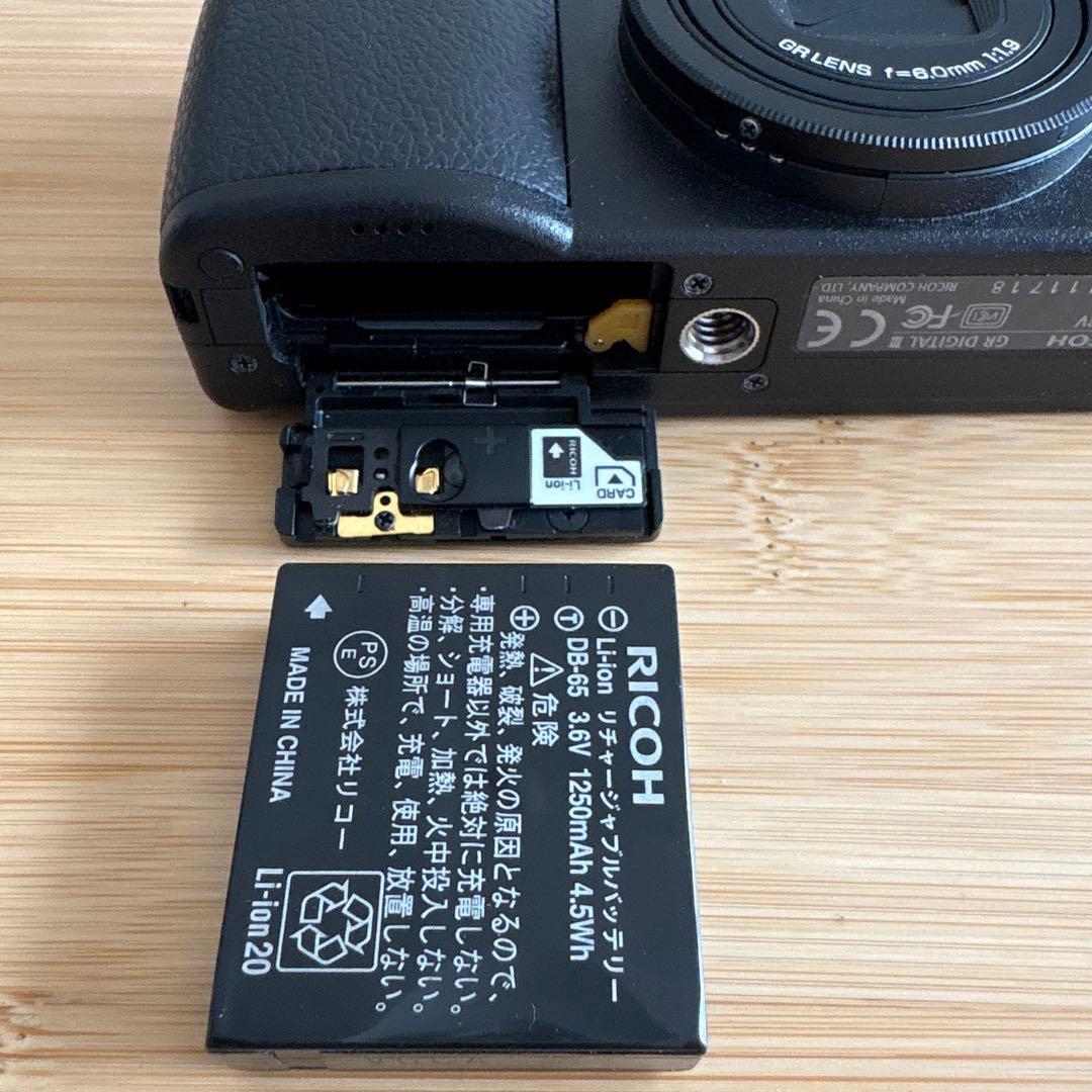 リコー　RICOH GR DIGITAL III コンパクトデジタルカメラ