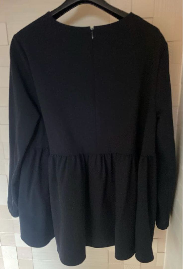 【すぐ着られる】yori 36サイズ　ソフト裏起毛フリルブラウス　ぬくぬく