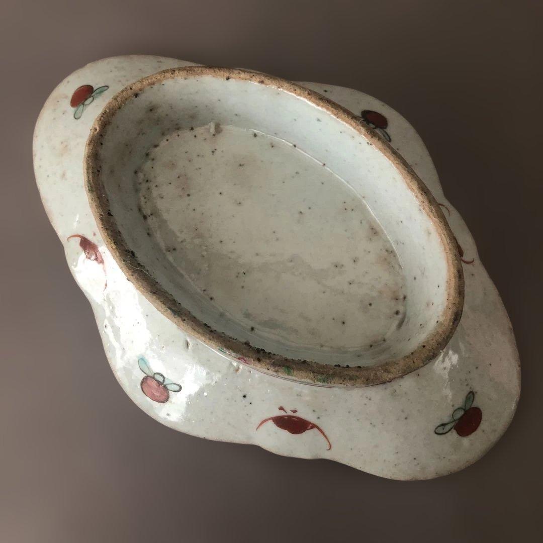 中国陶器　花柄彩色の食器 アンティーク皿