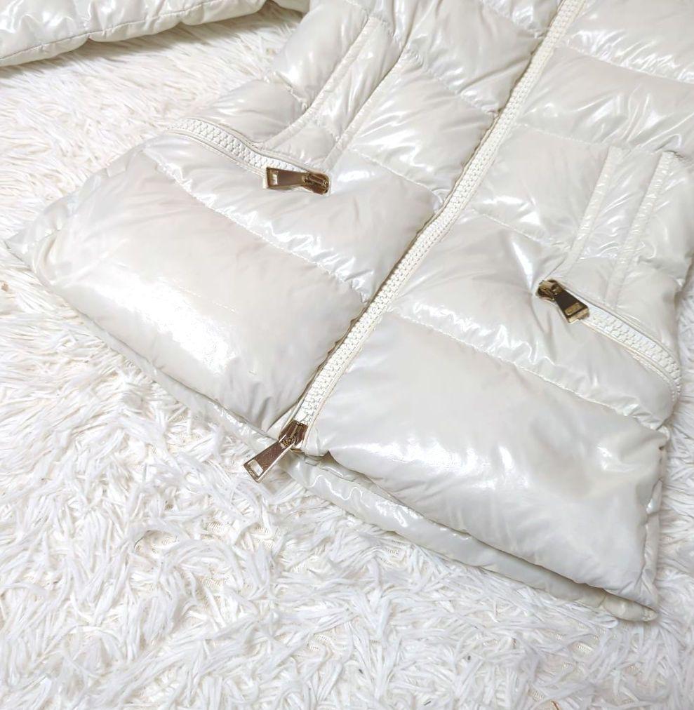 s*s様 モンクレール　ダフネ ダウンジャケット　オフホワイト サイズ00