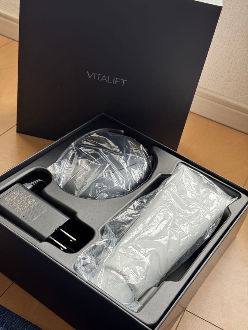 Panasonic VITALIFT 美顔器 ブラック