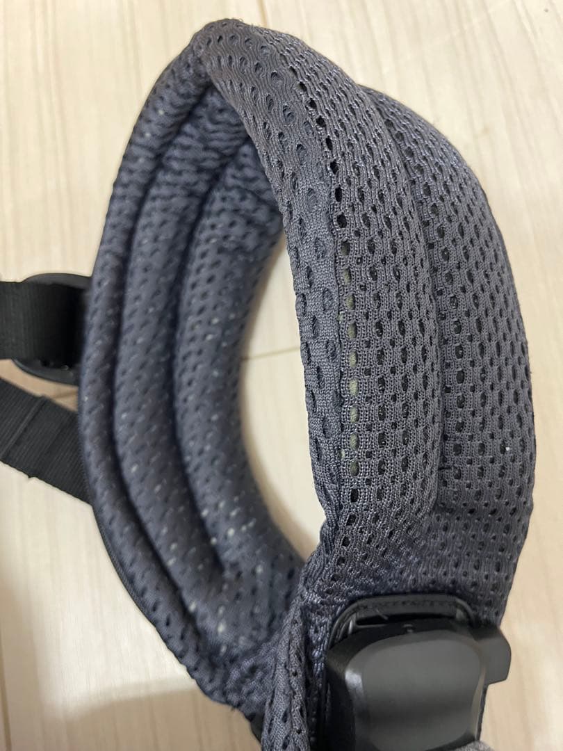 【美品】BABYBJÖRN 抱っこ紐 メッシュ　ハーモニー