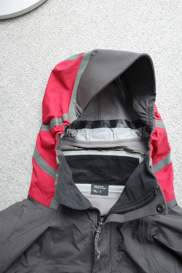 ジャケット・アウター 00's Mountain Hardwear tech nylon jacket