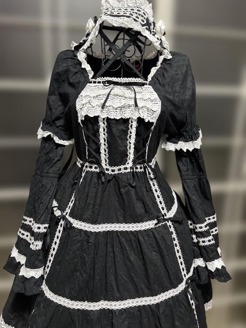 【タグ有・美品】BABY はわせドールワンピースセット 黒×オフ白