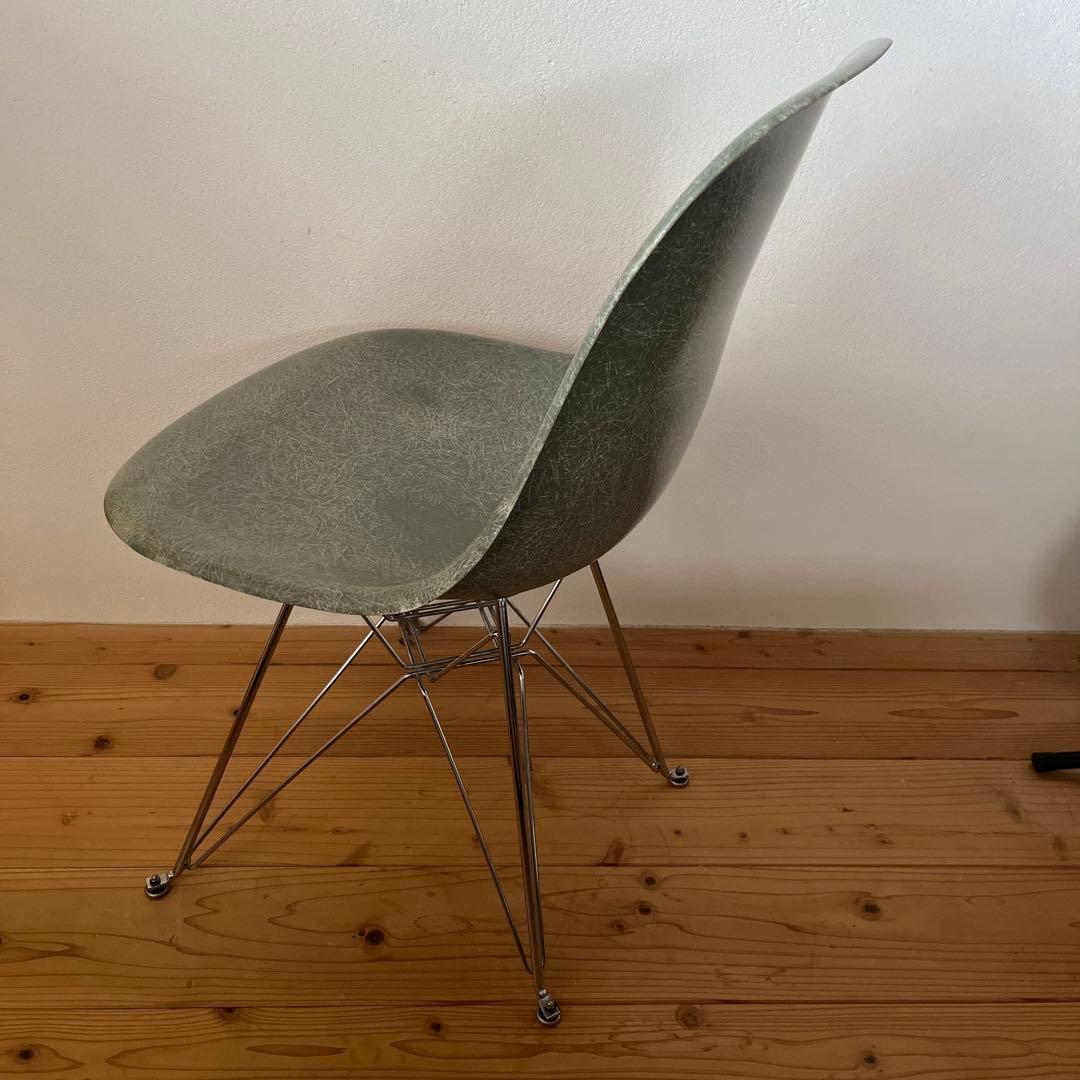 イームズ　モダニカ　MODERNICA サイドシェルチェア