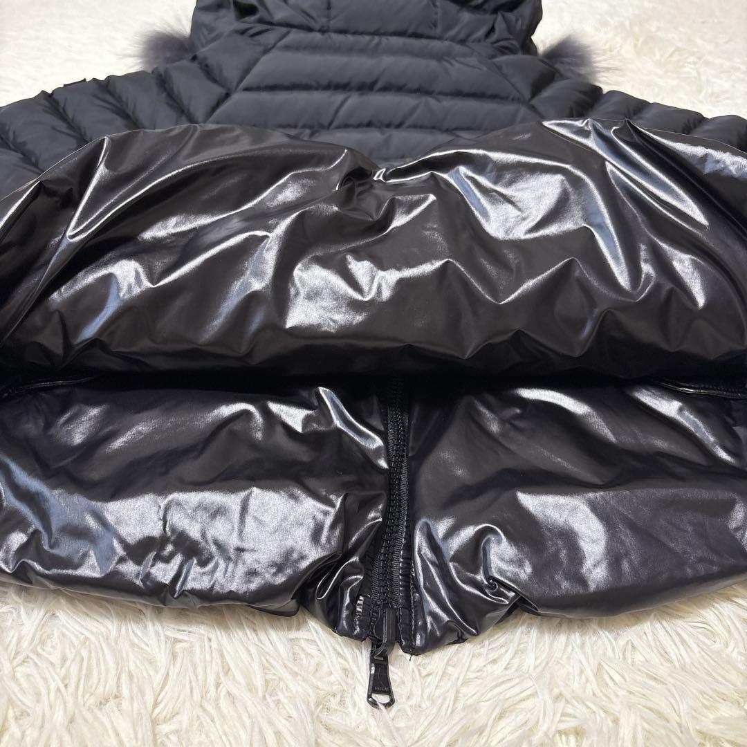 TATRAS タトラス マーレ ポンチョ リバーシブル ダウンジャケット 黒