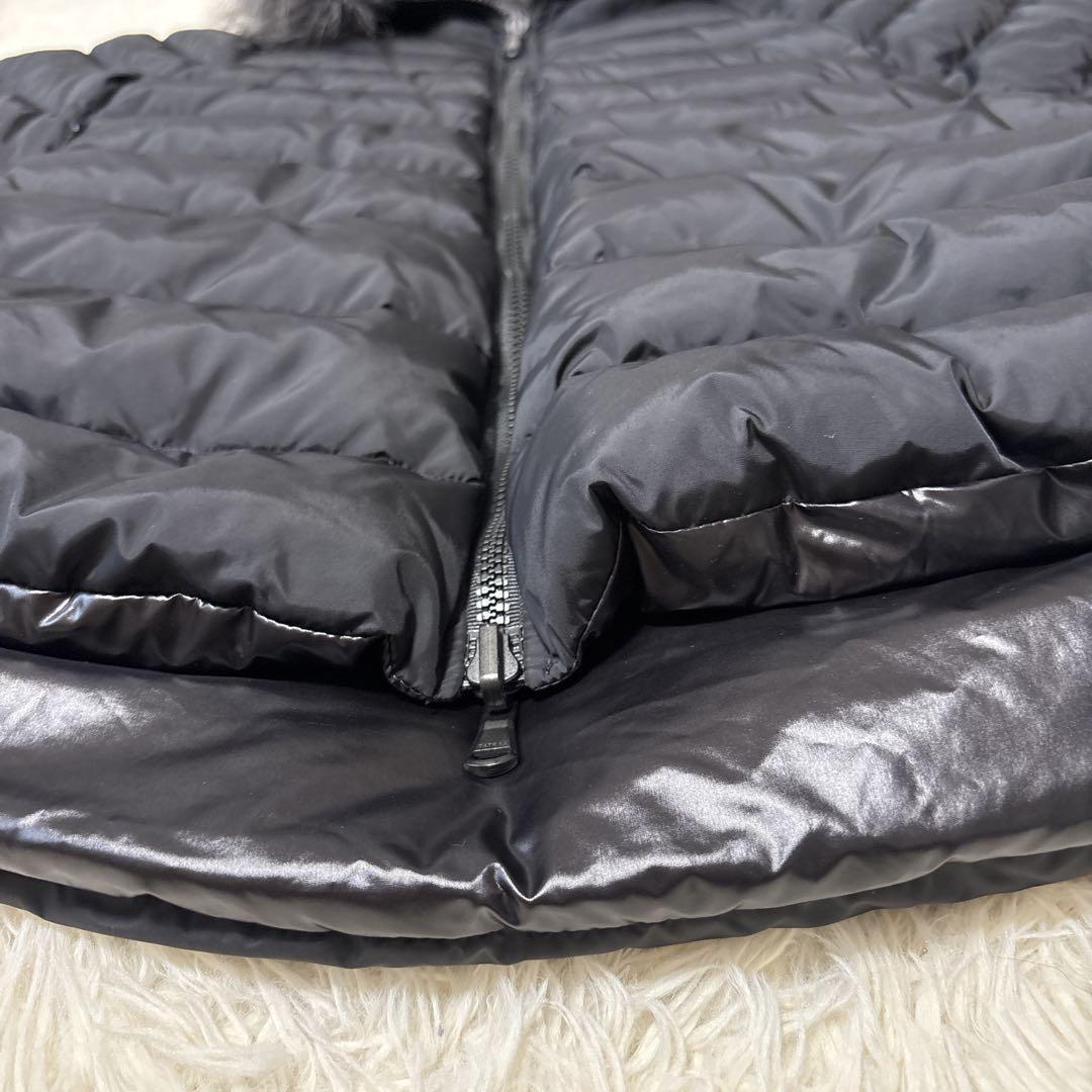 TATRAS タトラス マーレ ポンチョ リバーシブル ダウンジャケット 黒