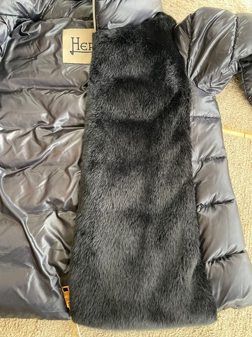 ヘルノ HERNO エコファー切り替えダウンジャケット ブルゾン ブラック40