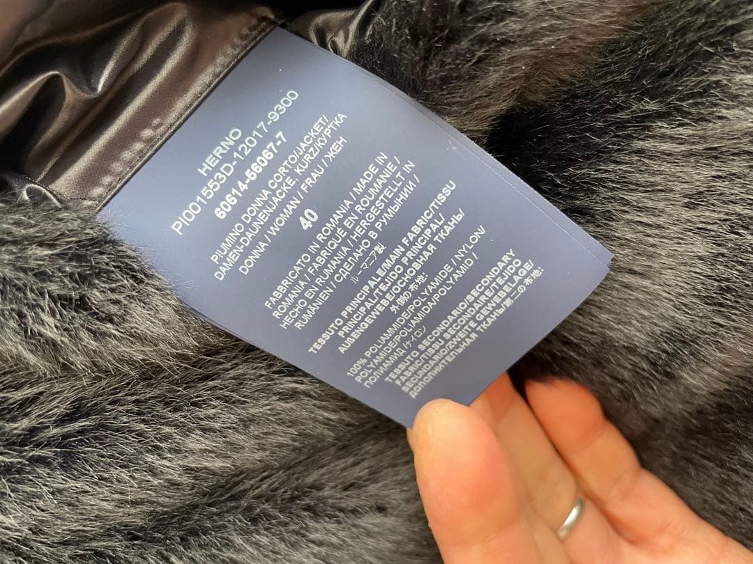 ヘルノ HERNO エコファー切り替えダウンジャケット ブルゾン ブラック40