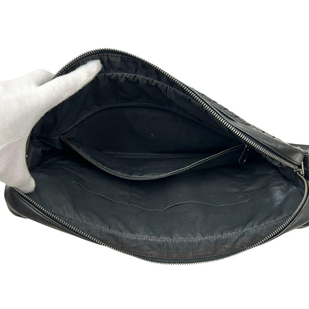 ボッテガヴェネタ イントレチャート ショルダーバッグ メッセンジャーバッグ