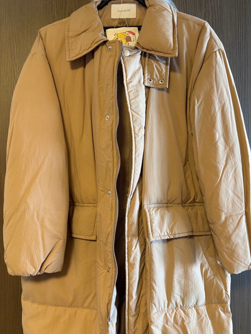 【スノー】ベーセーストック　ロングステンカラーダウンコート　ベージュ　S