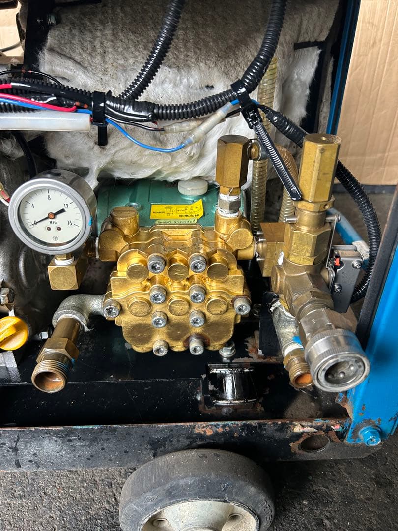 K4 ★ツルミHPJ-5ESM高圧洗浄機防音ガン・高圧ホース・給排水ホースセット