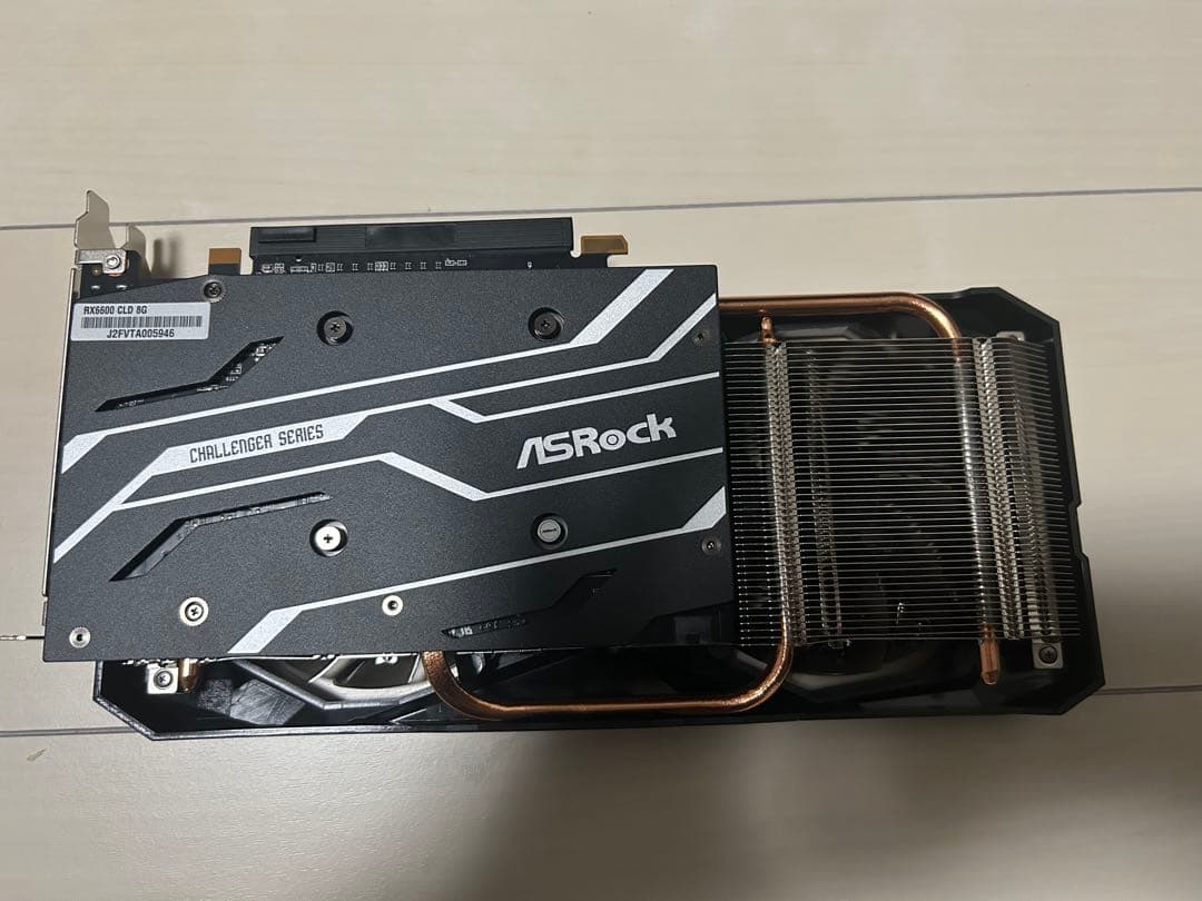 グラフィックボード RX6600