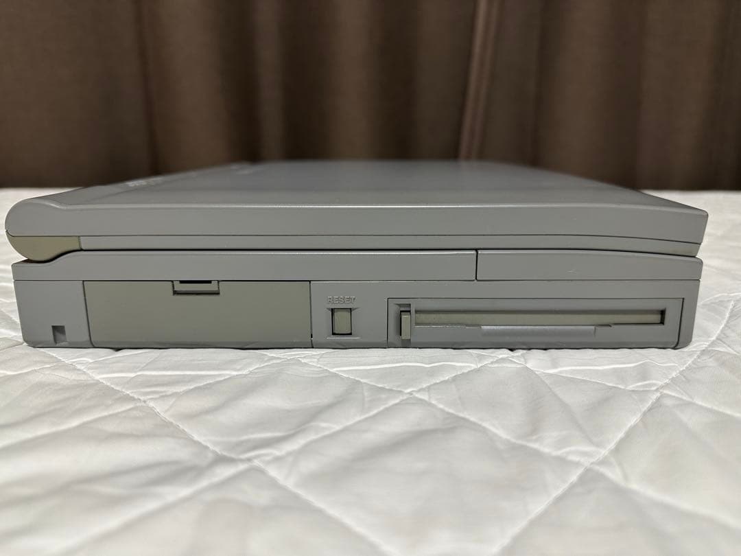 PC-9821Nb7とPC-98Na7（ジャンク）