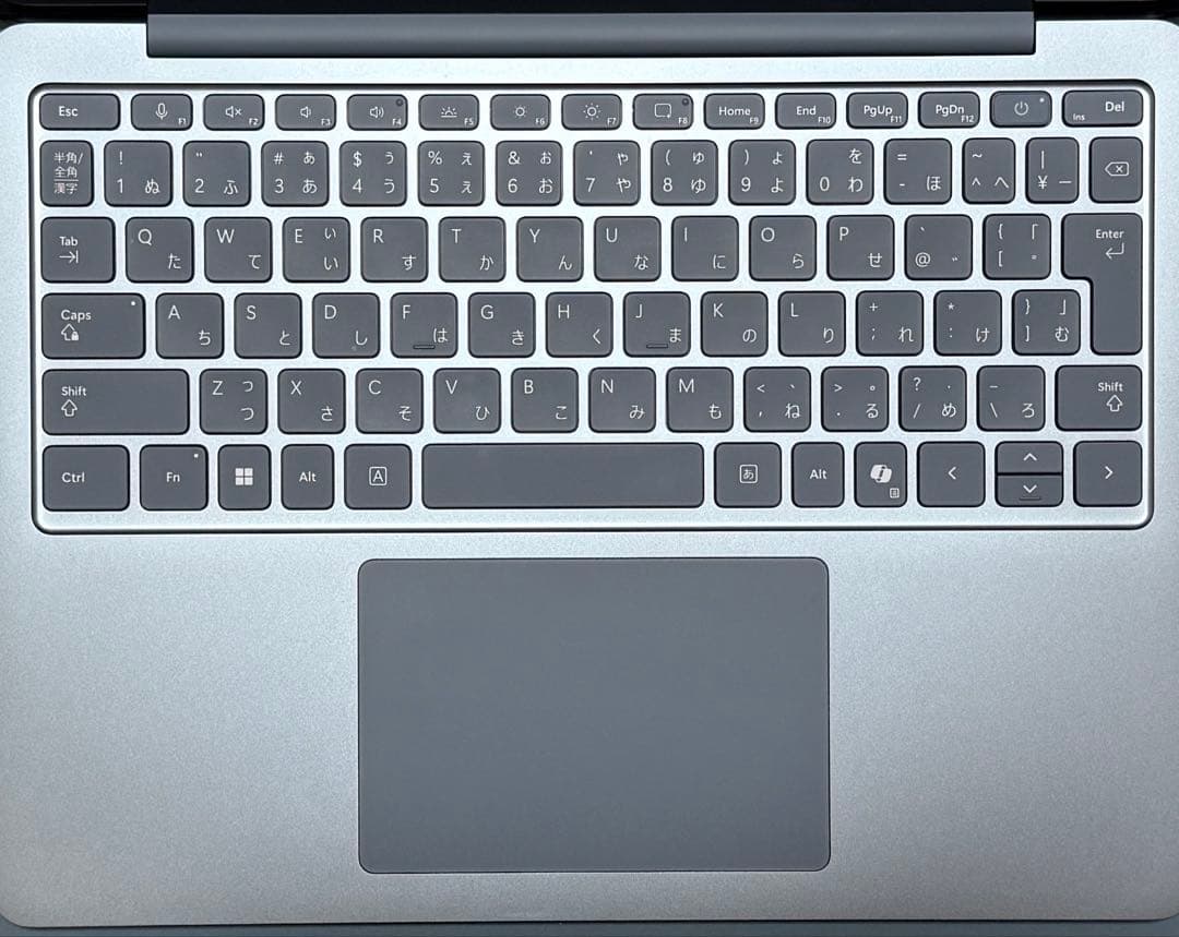 Microsoft Surface Laptop 13インチ