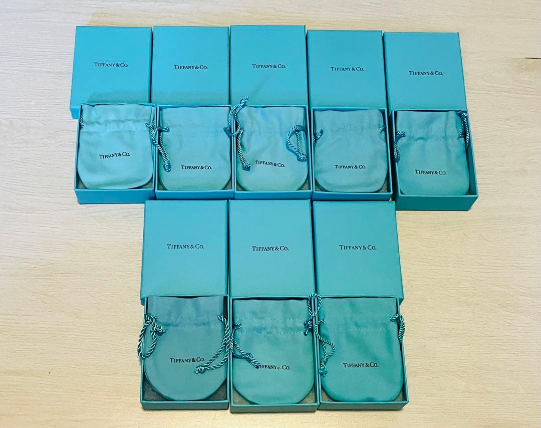 Tiffany & Co. アクセサリー空箱　ギフトボックス ８個セット　現行品