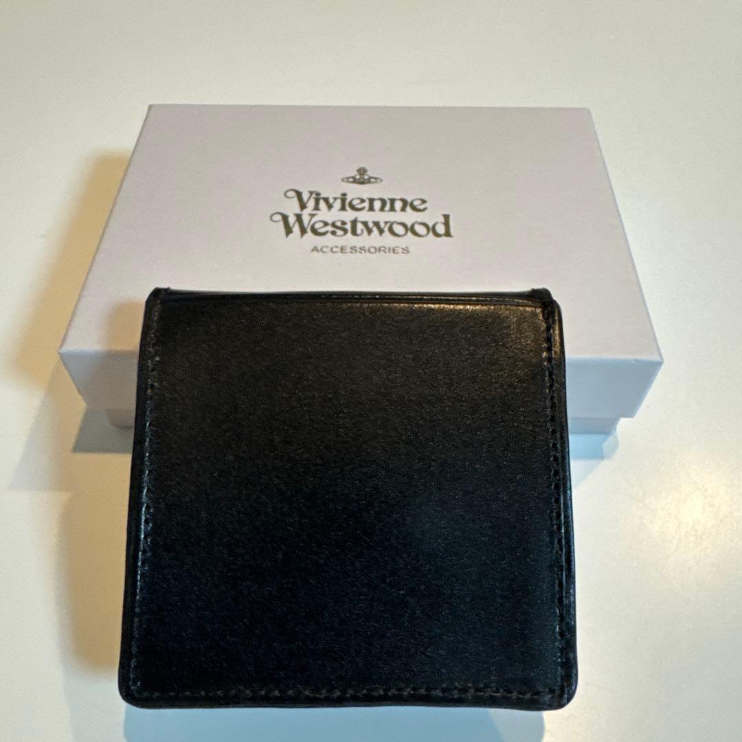 Vivienne Westwood 黒 ケース 箱付き