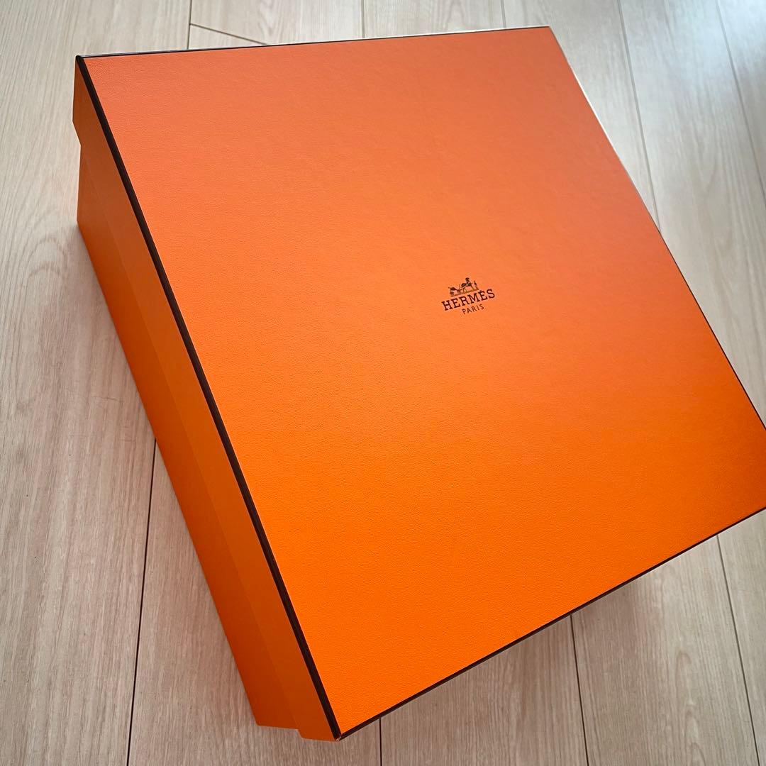 新品❣️エルメス　ケリー28 空箱　ギフトボックス♡オレンジボックス