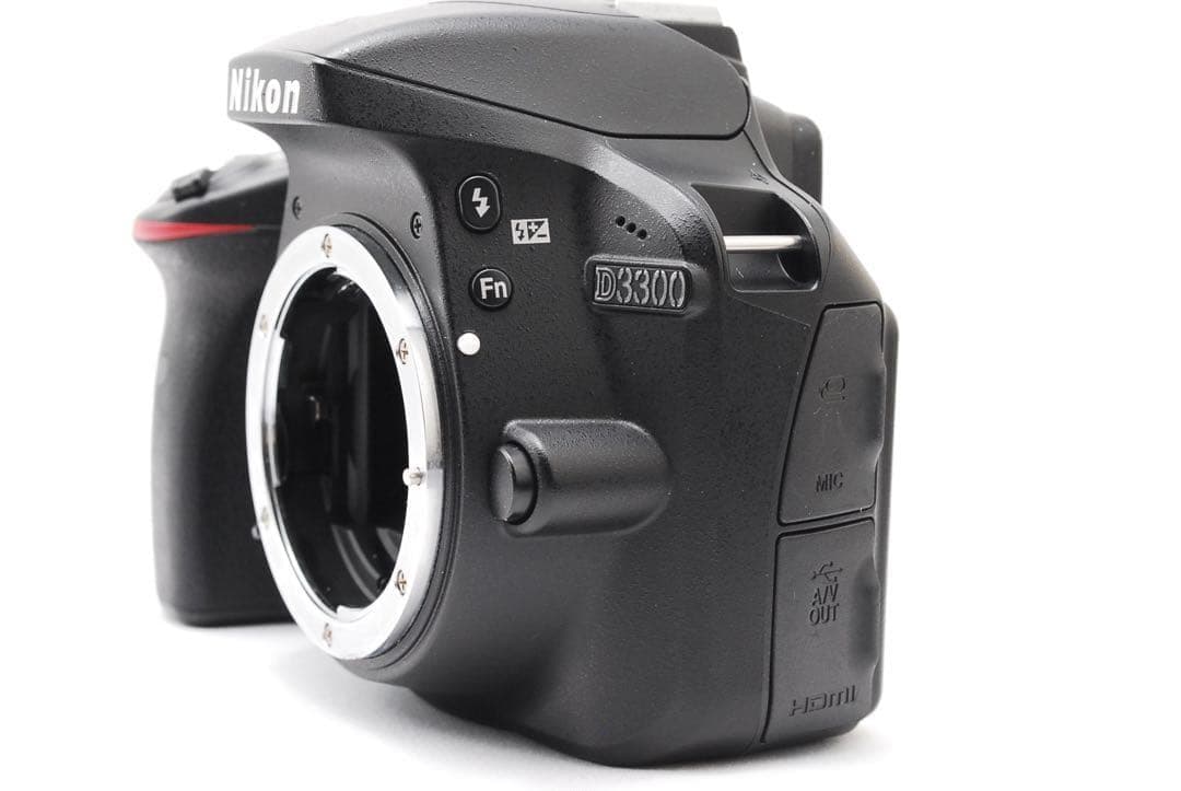 ✨2416万画素の高画質一眼レフ Nikon D3300✨ショット数少なめ！