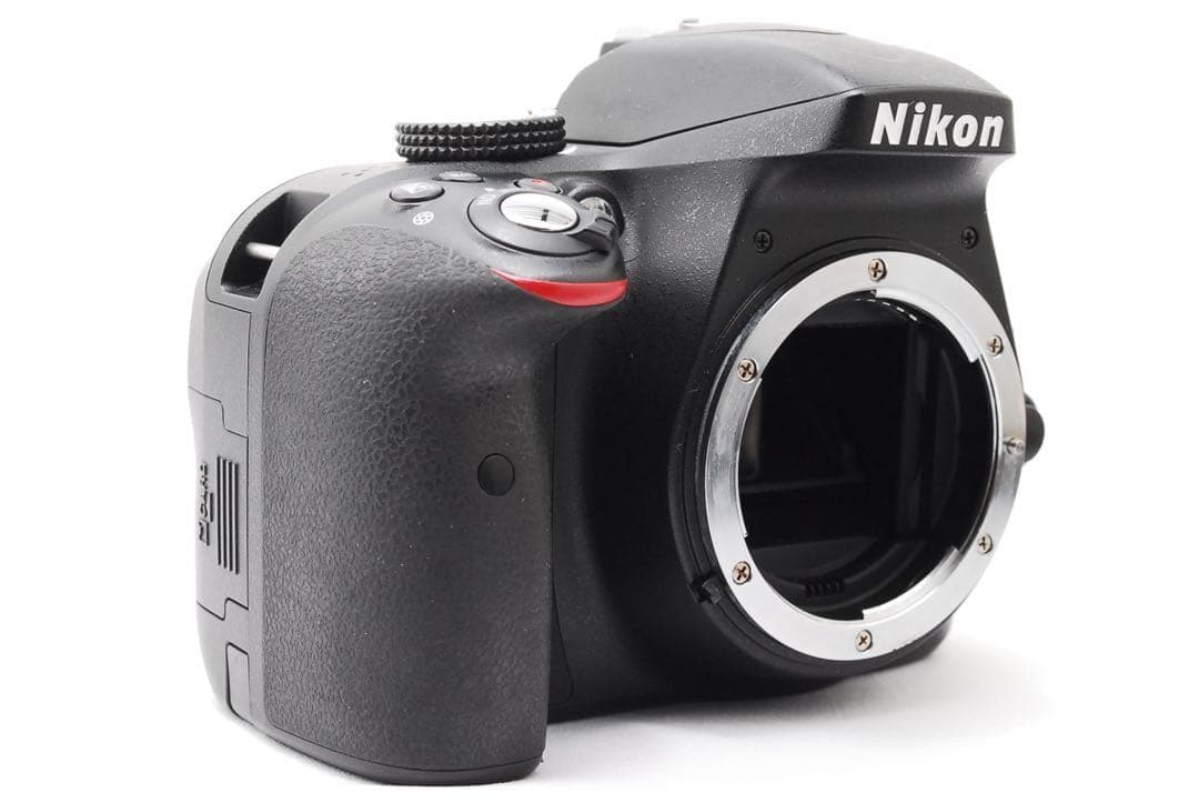 ✨2416万画素の高画質一眼レフ Nikon D3300✨ショット数少なめ！