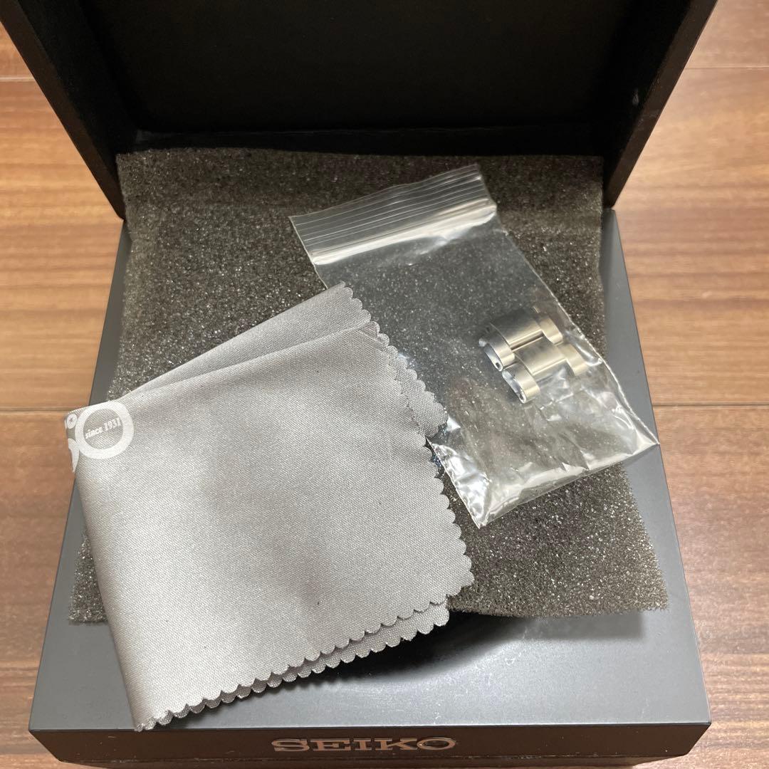 SEIKO GPSソーラー 時計 黒/銀 ブライトチタン