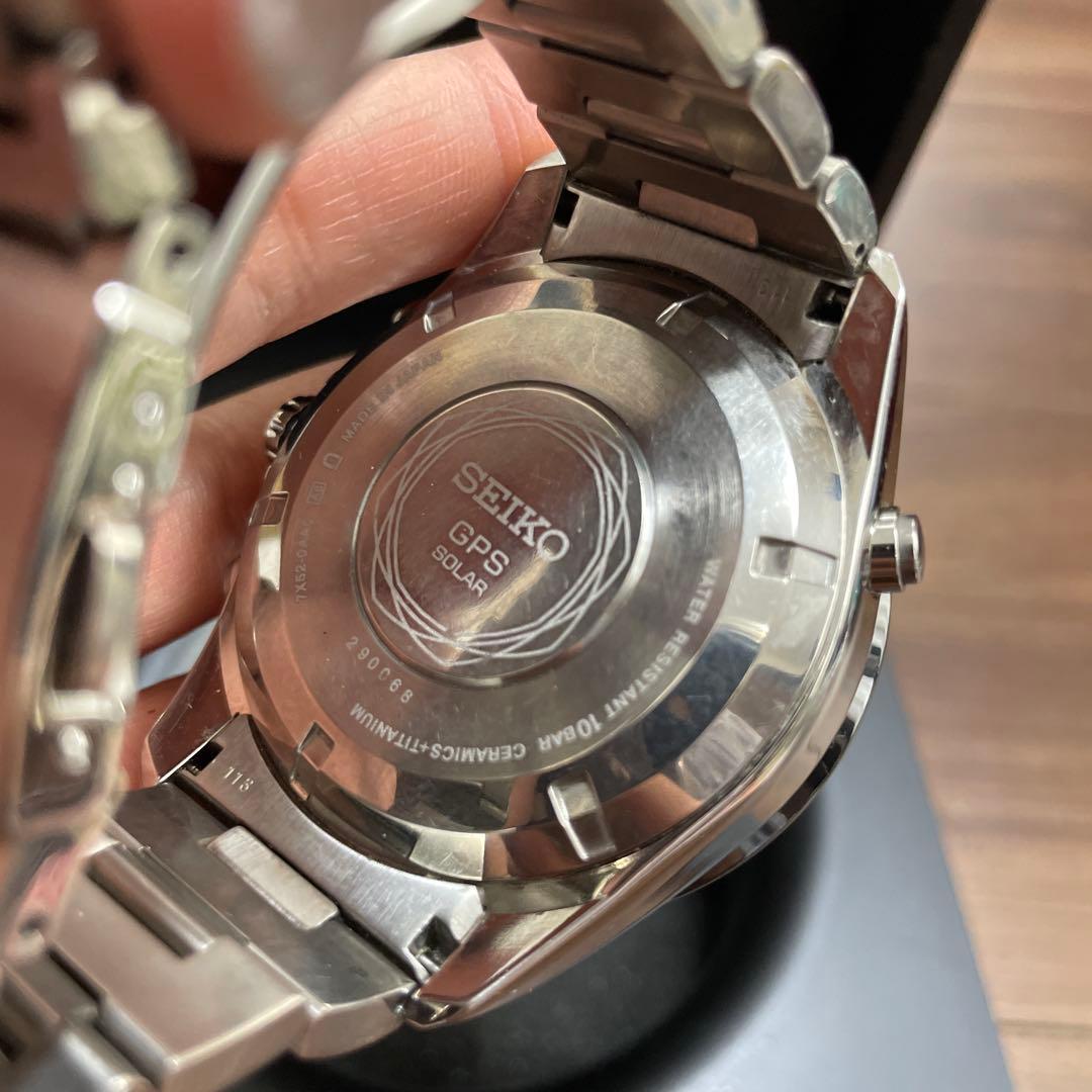 SEIKO GPSソーラー 時計 黒/銀 ブライトチタン