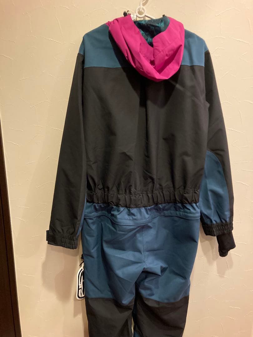 AIRBLASTER KOOK SUIT Mサイズ　新品