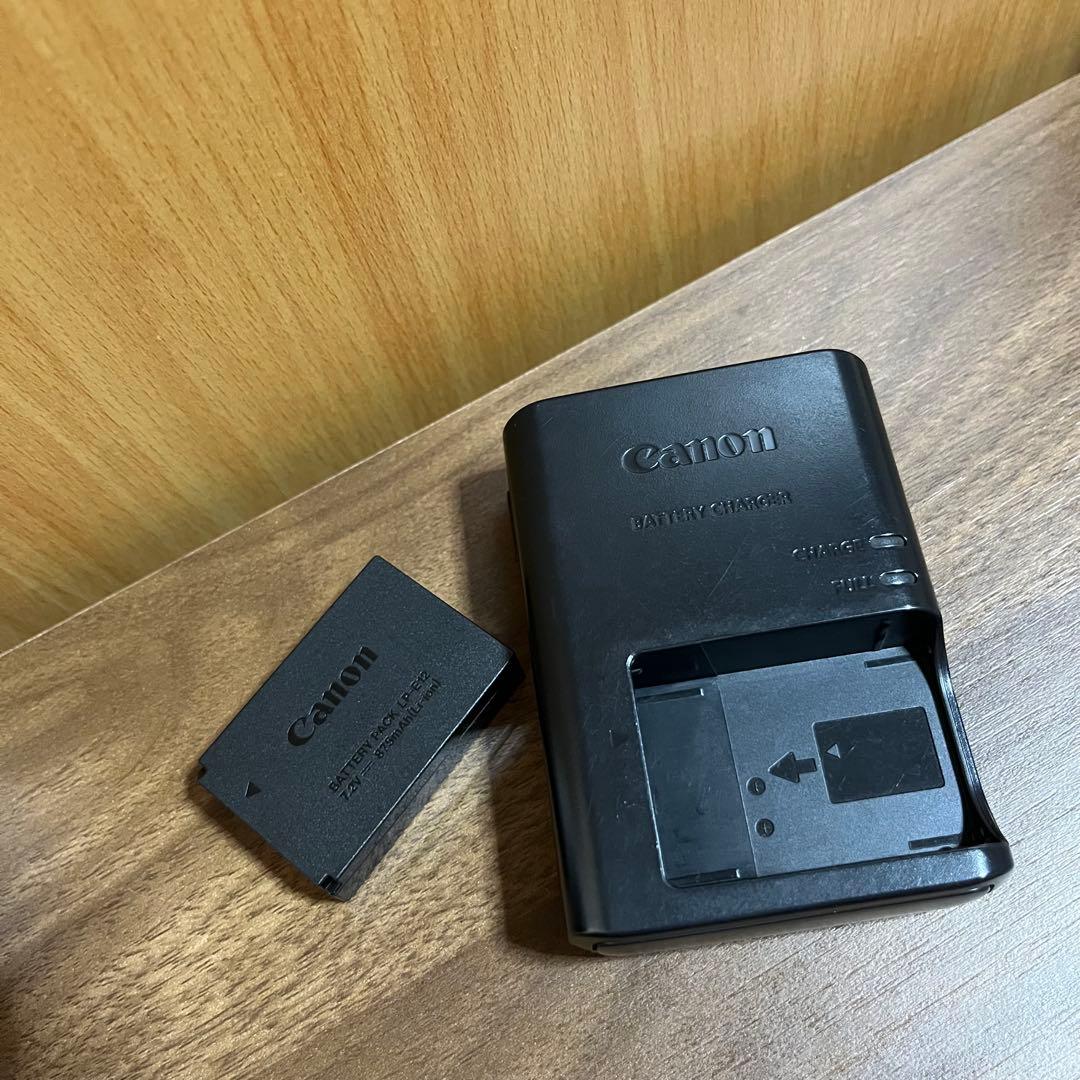 Canon EOS Kiss M ホワイト