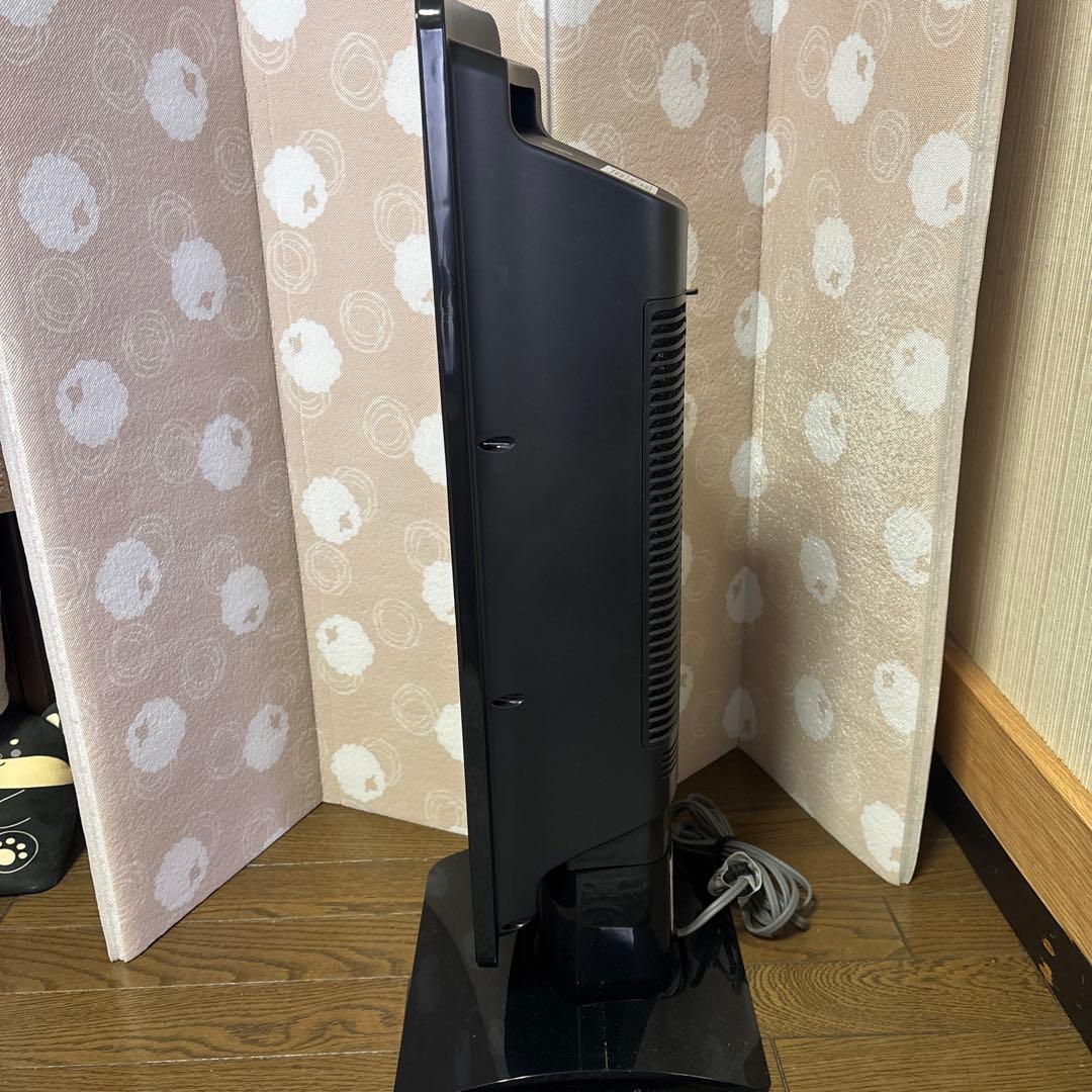 デロンギ　中古品　セラミックファンヒーター 黒　箱無し　説明者リモコン有り