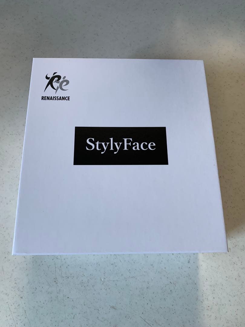 新品未開封　ルネサンス　スタイリーフェイス　StylyFale　EMS 美顔器