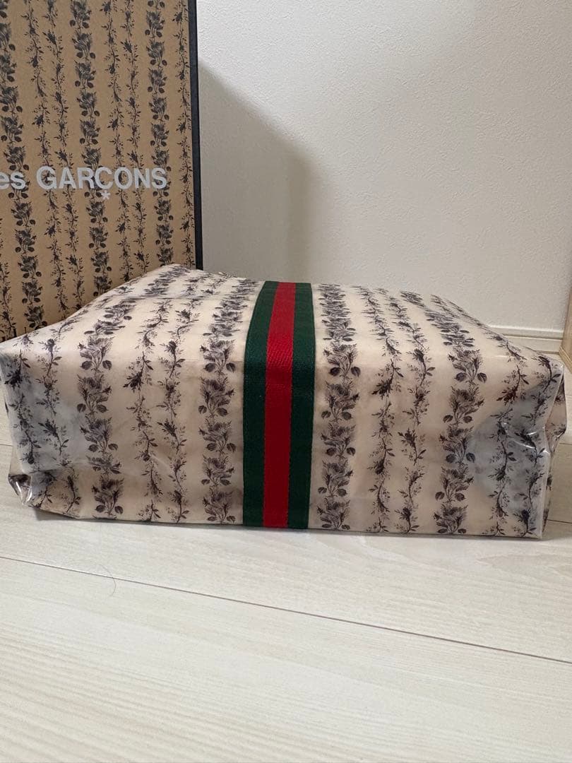 COMME DES GARCONS × GUCCI フローラル PVC