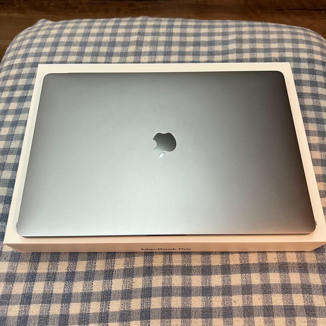 2019年 MacBook Pro 16インチ