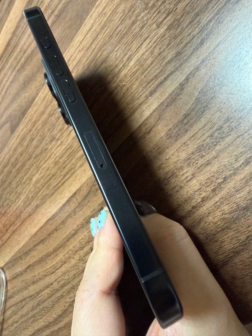 iPhone16Pro1TB ブラックチタニウム