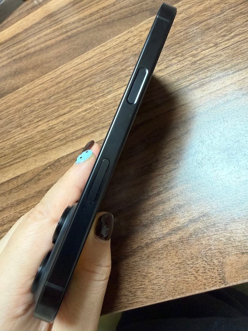 iPhone16Pro1TB ブラックチタニウム