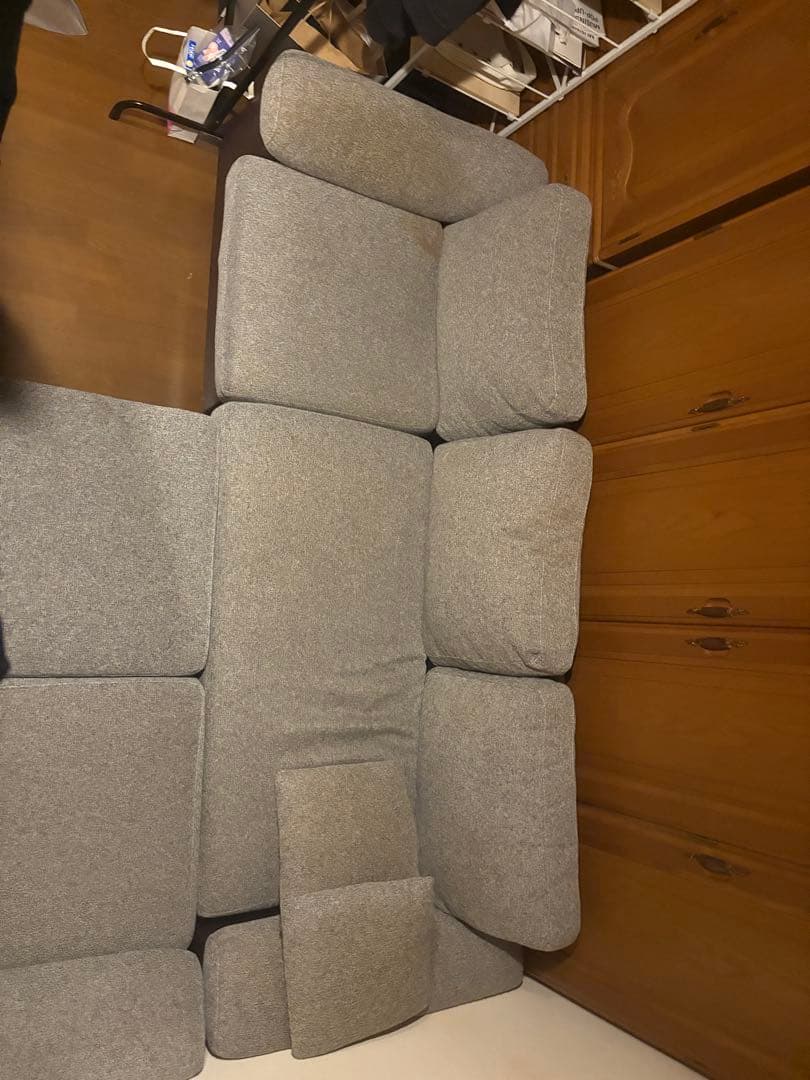 グレー L字型ソファ 3クッション付き　家具　ソファー　ベット